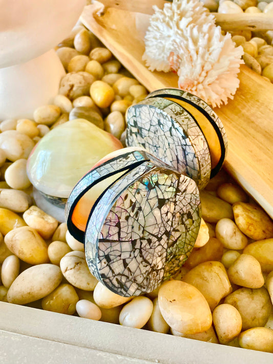 Handmade 4" Clam Shell Jewelry Gift Box Iridescent Yellow Pink Coastal Décor