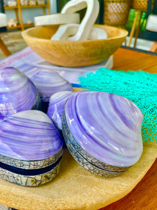 Coastal Gift Box Purple Clam Mermaid Shell Irredescent Seashell Jewelry Box Trinket Dish 3.5" Beach Décor Mother of Pearl Abalone
