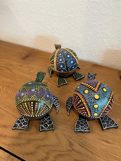 Colorful TURTLE LOVERS Handmade Carved & Painted Coconut Shell Bobble Head Coastal Beach Gift Natural Kids Toy Organic Sustainable Décor