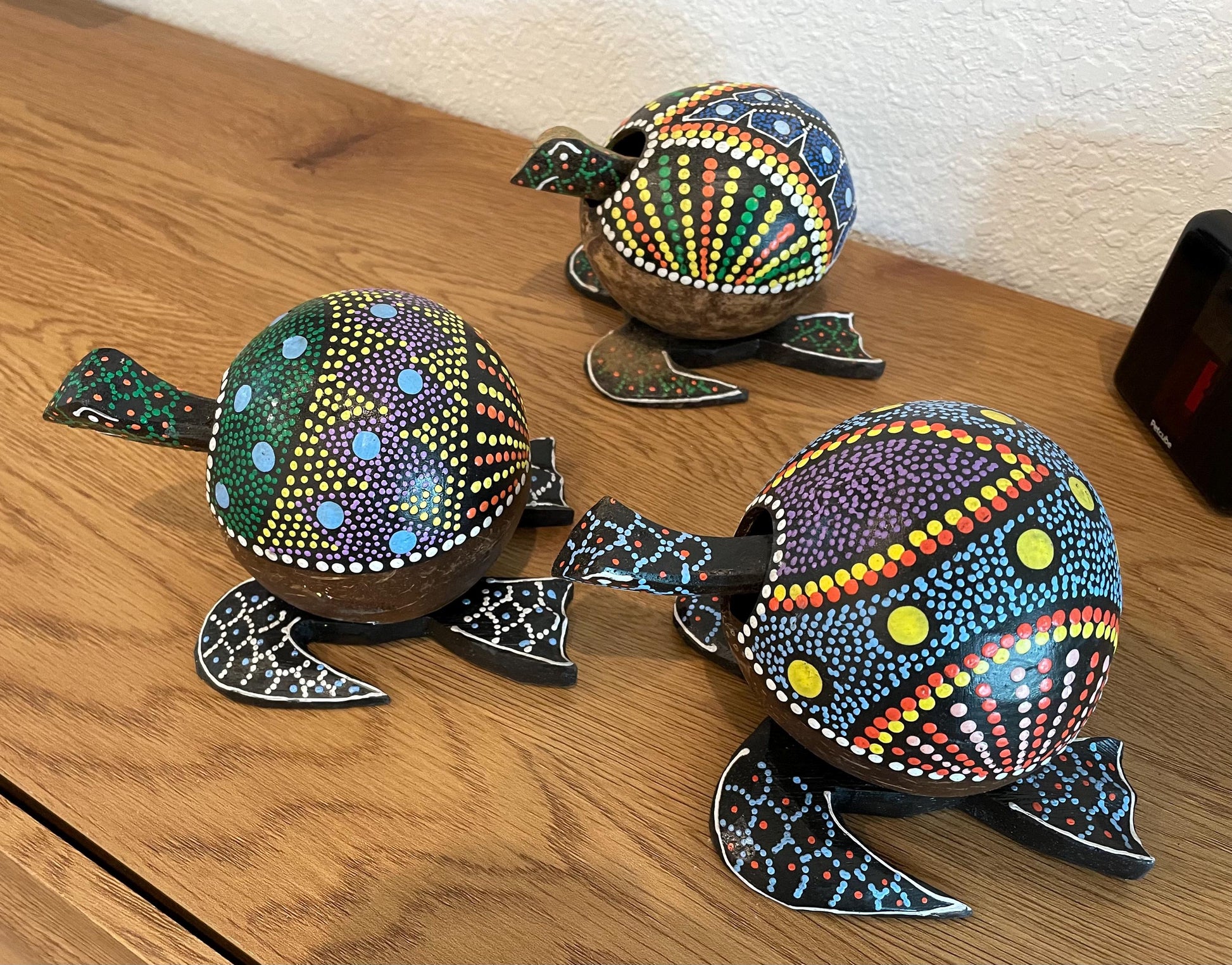 Colorful TURTLE LOVERS Handmade Carved & Painted Coconut Shell Bobble Head Coastal Beach Gift Natural Kids Toy Organic Sustainable Décor