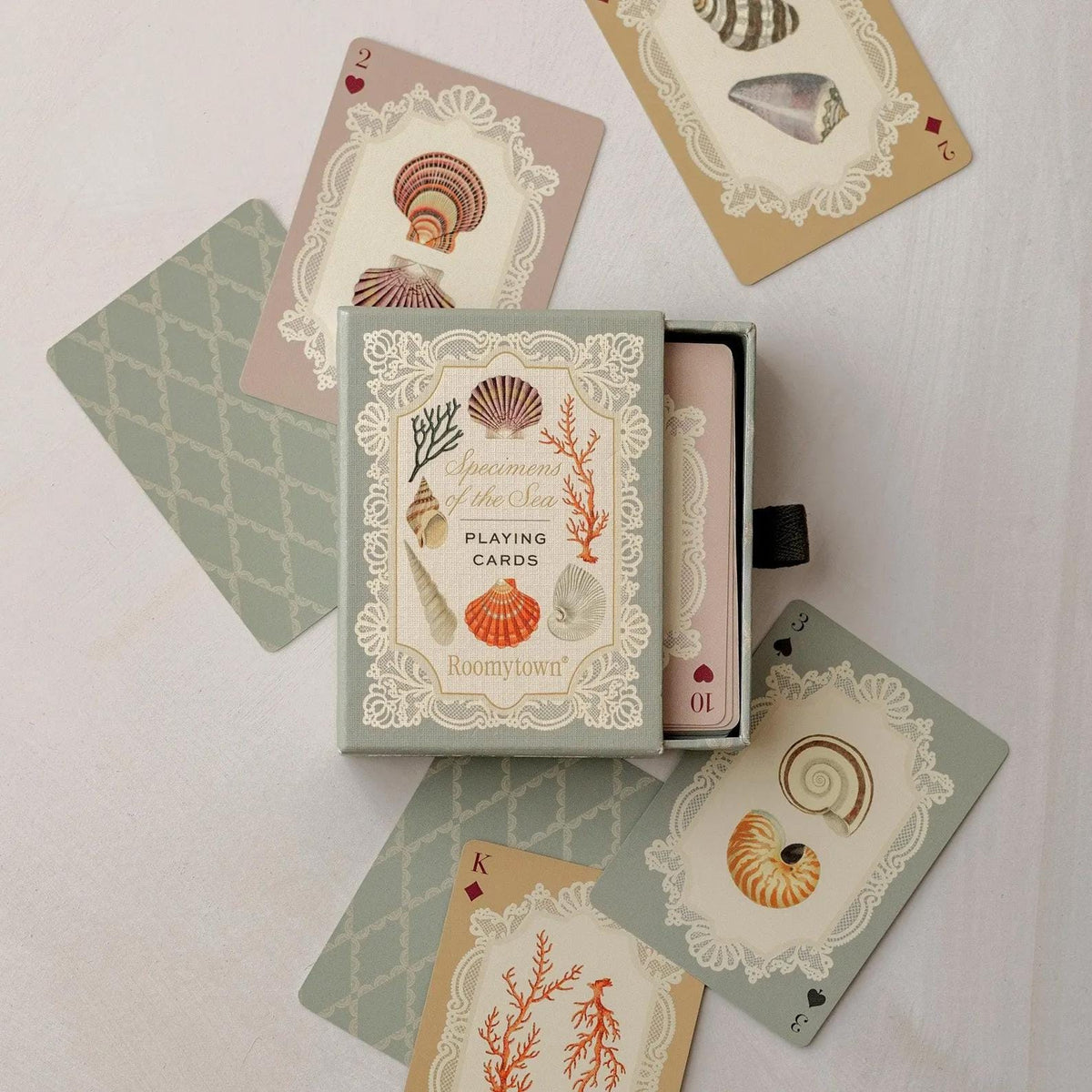 Luxury Seashell Sea Life Specimens Playing Cards: Coastal Home Décor Gift